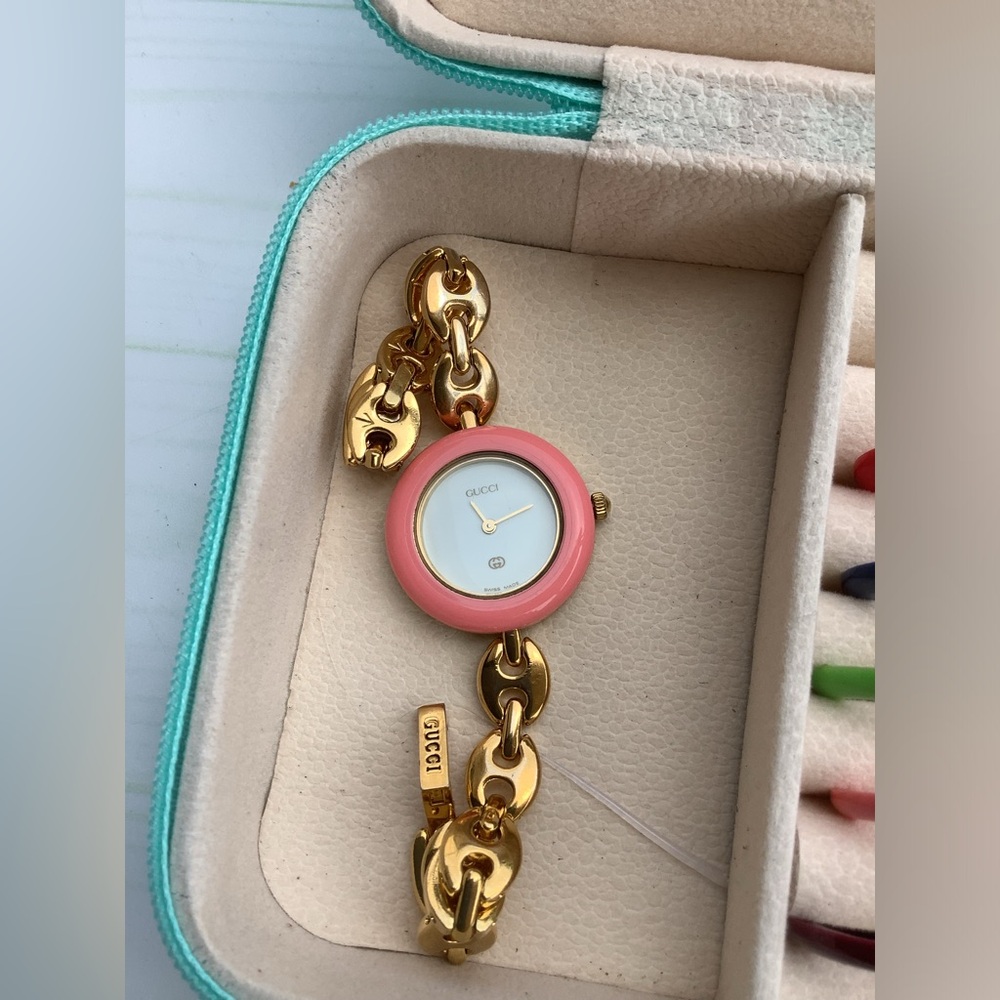 Dressy GUCCI Chain Bracelet Watch with colorful bezels🌺🌼🌸 - Picture 2 of 10